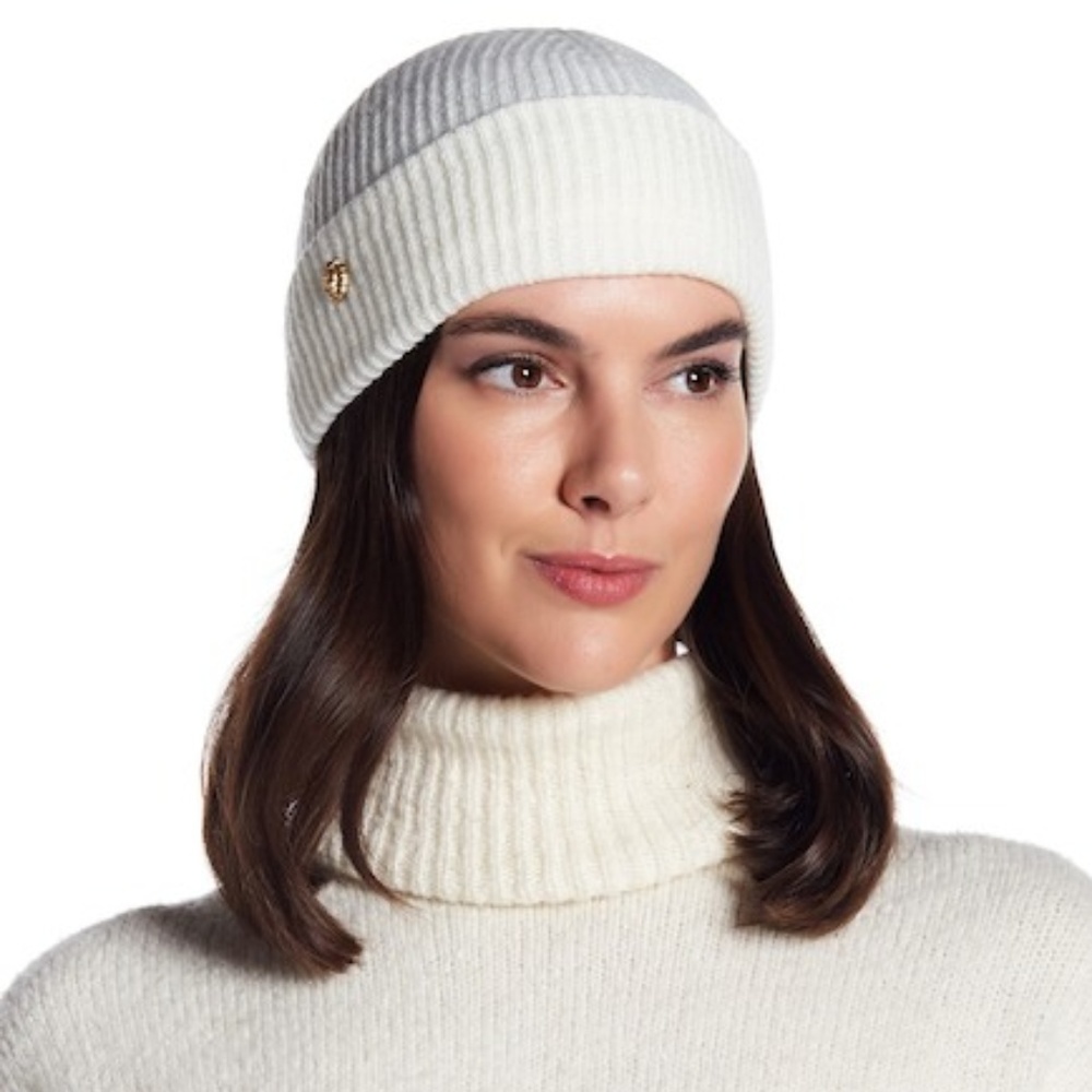 Anne Klein Beanie Lion Head Logo New